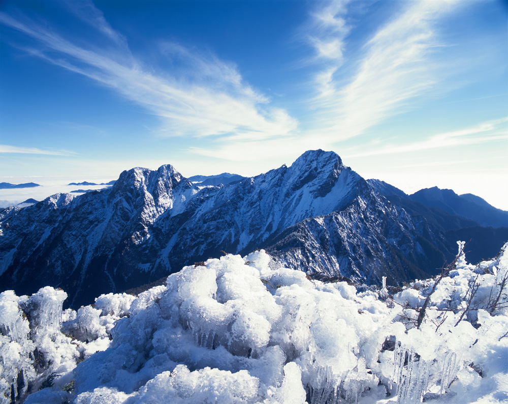 玉山主峰雪景 照片