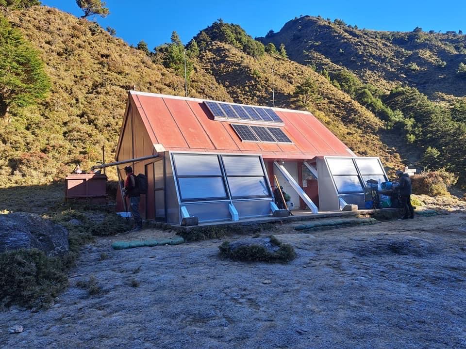 Lakuyin Cabin