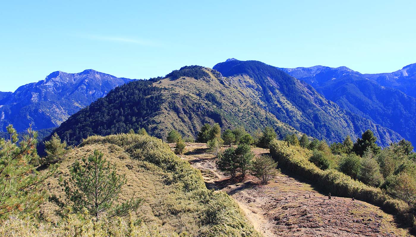 麟趾山