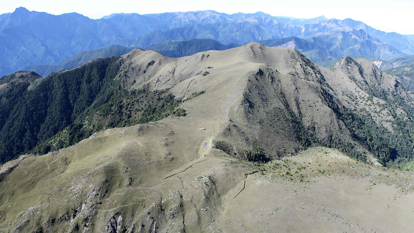 南大水窟山與大水窟山屋-金科國際多媒體有限公司攝