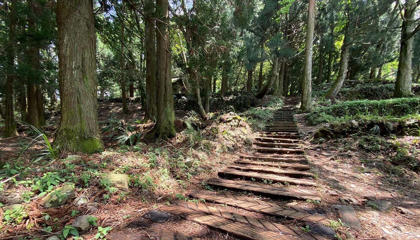 Zongzhiguan Trail (Tianchi)