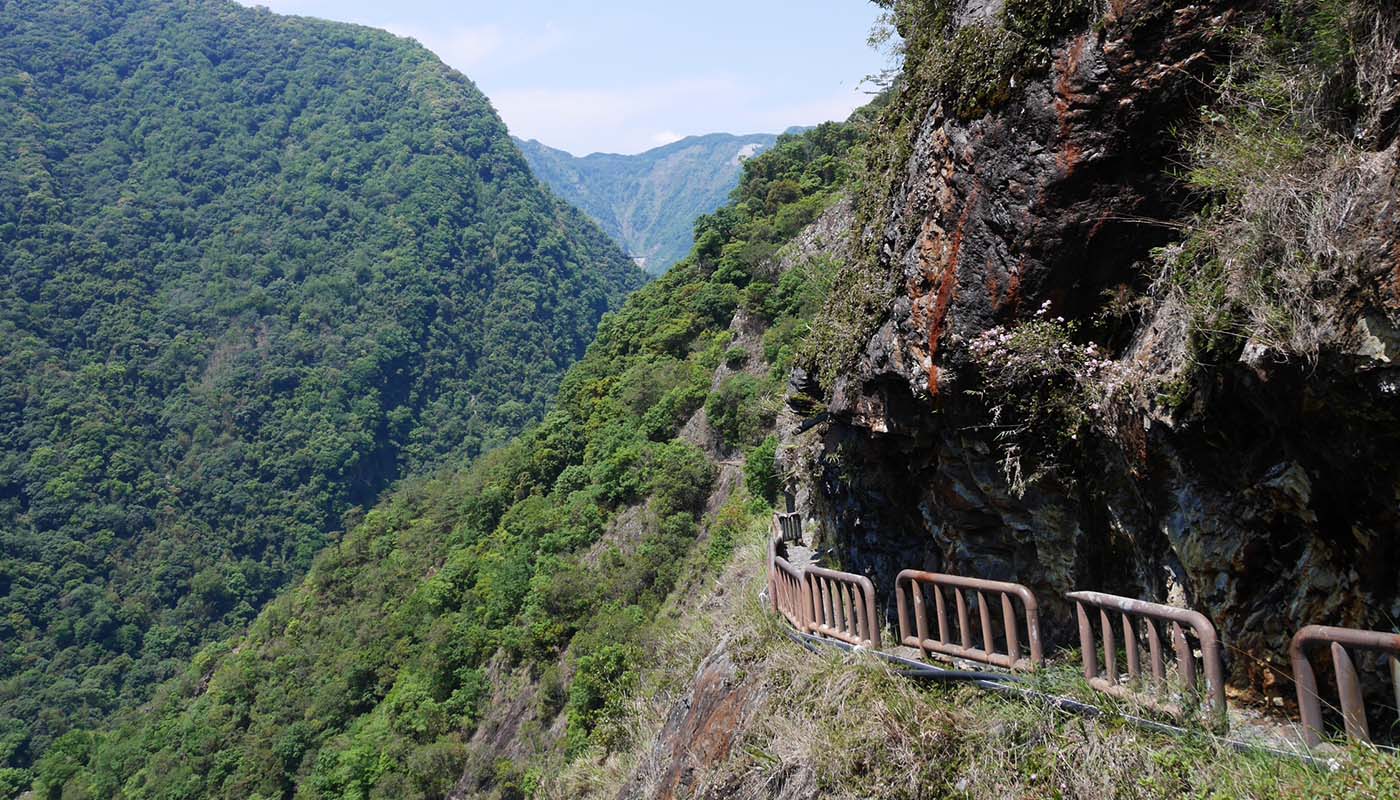 八通關越嶺步道(至雲龍瀑布)